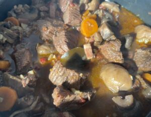 Boeuf bourguignon z patelni - 4311FDE0 A5FB 4380 A161 25BEFCB57C02
