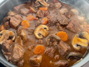 Boeuf bourguignon z patelni - 980D76A7 01E0 444E 8E30 68CE0A155E19