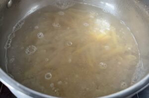 Zapiekanka curry z kurczakiem i makaronem - 4655174A 24BD 4604 A33A 358CA6E252D3
