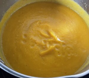Zupa dyniowa z pomarańczą i imbirem - 03A26CAD BBC6 496D 88C8 5DF1015B8C7E
