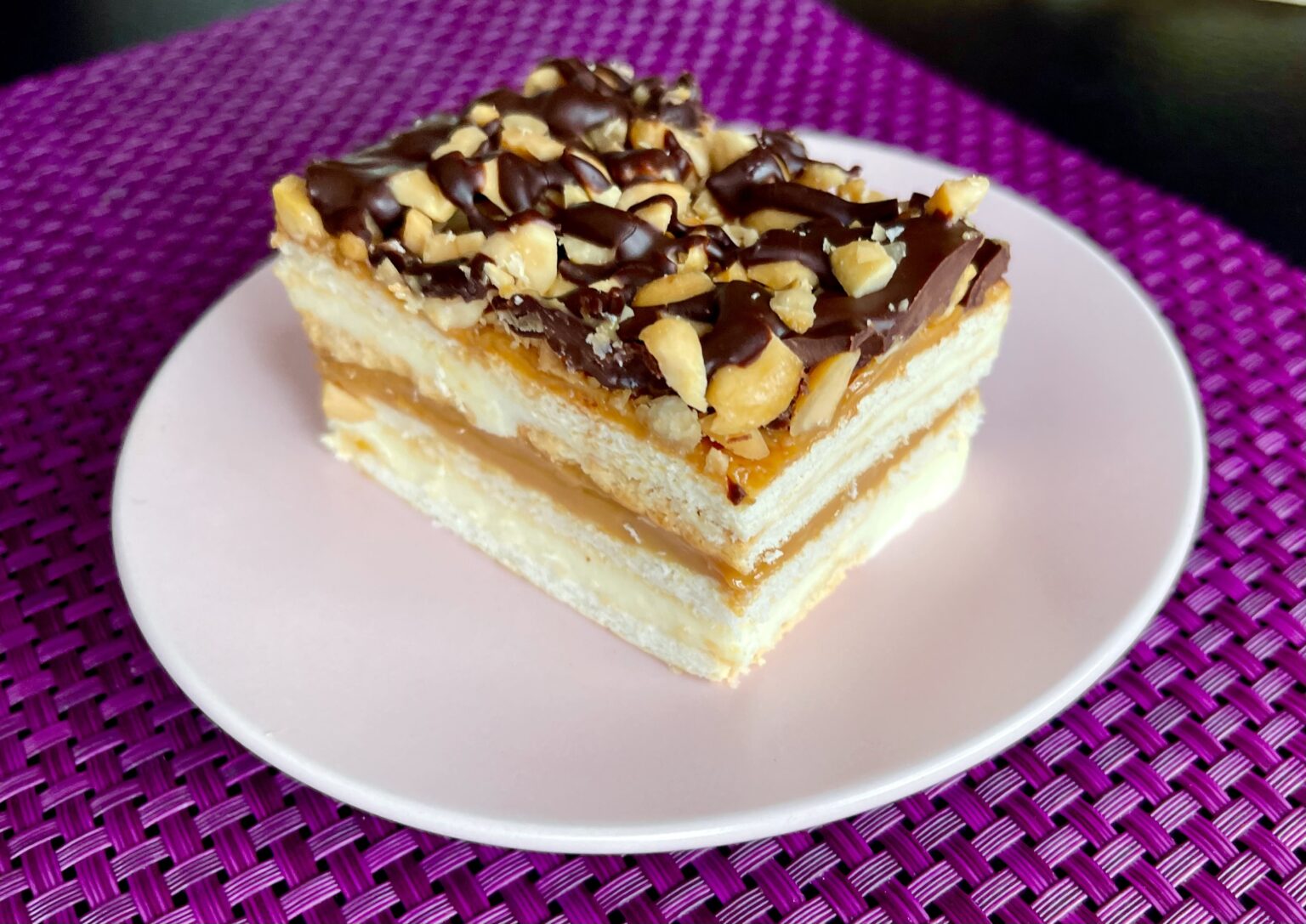 Bajeczny snickers bez pieczenia - 4B9195C5 926D 456C BFB7 1BEDDC91451C