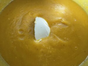 Zupa dyniowa z pomarańczą i imbirem - A9D62446 0E05 45C2 B31C 4F8EB60C599F