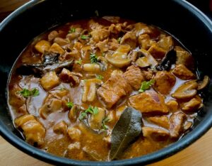 Wieprzowina w sosie myśliwskim - CB9EE867 5B47 4204 84F6 3F594B8D89AD