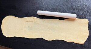 Rozwałkowane ciasto na paszteciki