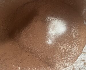 Czekoladowe z kremem budyniowym i truskawkami - 1B87FB2B 614A 4B8F 8D3D 0C721CE22F73