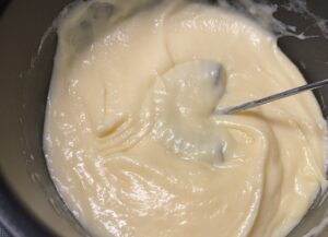 Czekoladowe z kremem budyniowym i truskawkami - A2E0649F F534 464B 8420 BB546762A625