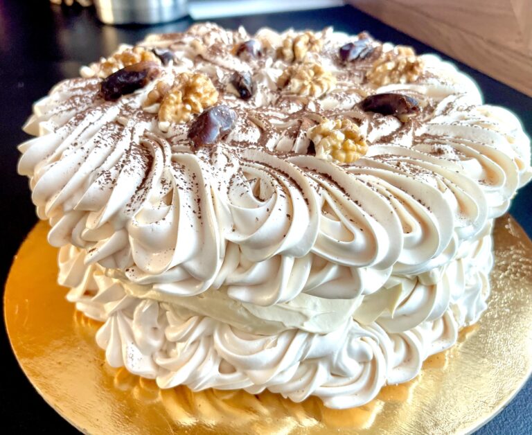 Tort bezowy dakłas (Dacquoise) - D786FB10 3AE8 40CA 9194 B43FFABA30BB