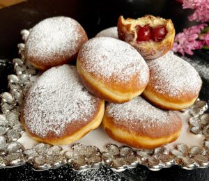 Pączki i faworki - najlepsze przepisy na karnawał! - F7665E0E 2B32 437D 82C0 C01113FED1C4