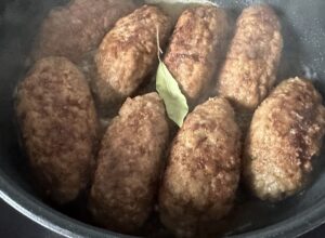 Wielkanocne roladki z mielonej wołowiny - B5030F42 C8CE 48DF 8A2E 8DE7AB2410B1