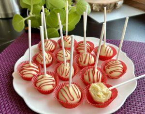 Waniliowe cake pops – słodka przekąska