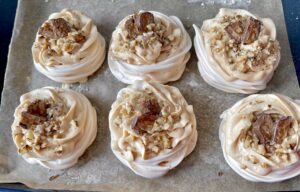 Mini gniazdka bezowe w dwóch smakach - 17F6ED98 C5D7 4DF5 AEB8 D04DBC6B69BF