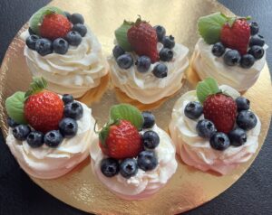 Mini gniazdka bezowe w dwóch smakach - B0E63C38 9FD5 45C9 9890 B28270DFA24D