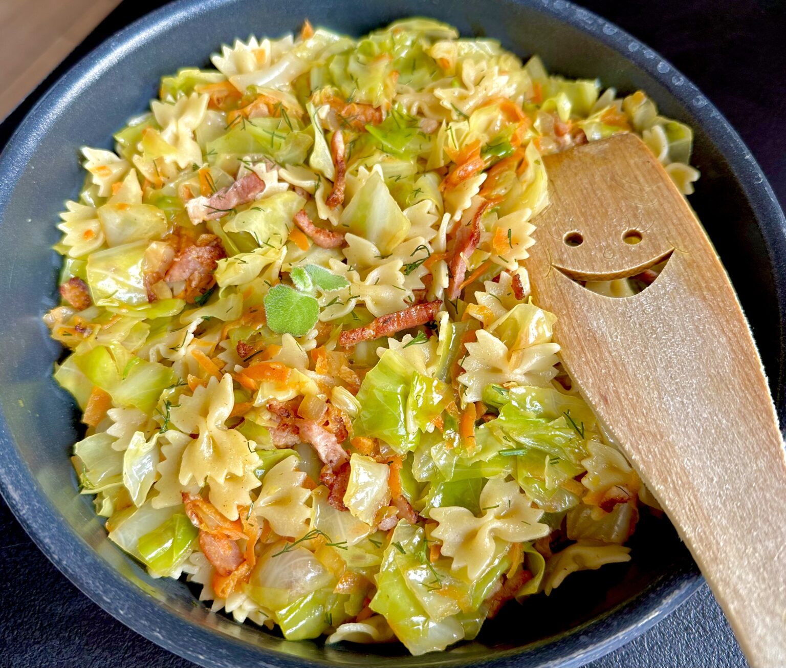 Młoda kapusta po wiejsku - D9B7BEFA F01D 4E7F 8D62 2F9E8340CFF3