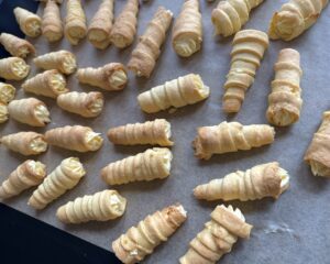 Rurki z kremem budyniowym - 25F2A070 44C6 445C A5AD BFFB0594B46C