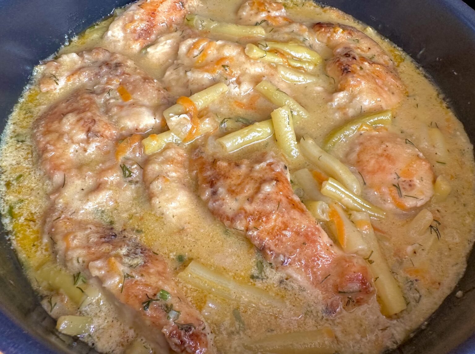 Fileciki duszone w kremowym sosie z fasolką szparagową - 43867B0B 4E0E 4235 90C2 ABB4D0B24ECE