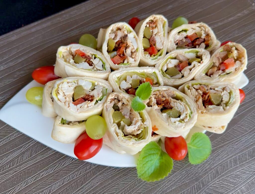 Tortilki z szarpanym kurczakiem – pyszne i szybkie przekąski!