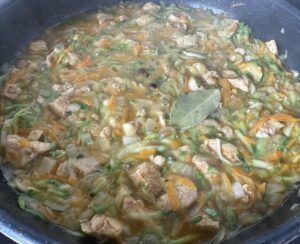 Kurczak w kremowym sosie z cukinią, świetny do ryżu! - 65EAB61F F4BC 457E 9A1E 364A67AF7732