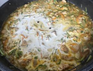 Kurczak w kremowym sosie z cukinią, świetny do ryżu! - 840D94B4 4EC4 42AE 95CF 427E3FFBAC8C