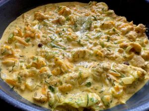 Kurczak w kremowym sosie z cukinią, świetny do ryżu! - 8E3DA1E6 3BF9 4014 8801 8CAA918DE4E3