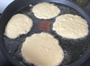 Śniadaniowe placuszki bananowe - 9DEFA9F8 537D 4DA8 85D5 20D3A9B0AC92