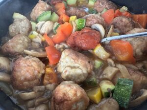 Kociołek węgierski z pulpetami - B30BDCAE B9E6 4C9E B76F 76890AB79F07