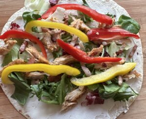 Roladki z tortilli z szarpanym kurczakiem - IMG 5299