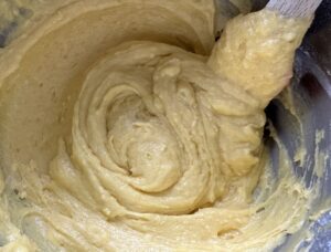 Szarlotka ze śliwkami i kruszonką - IMG 5574