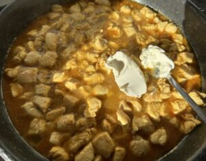 Szybki makaron z kurczakiem w sosie serowo-śmietankowym - IMG 5711