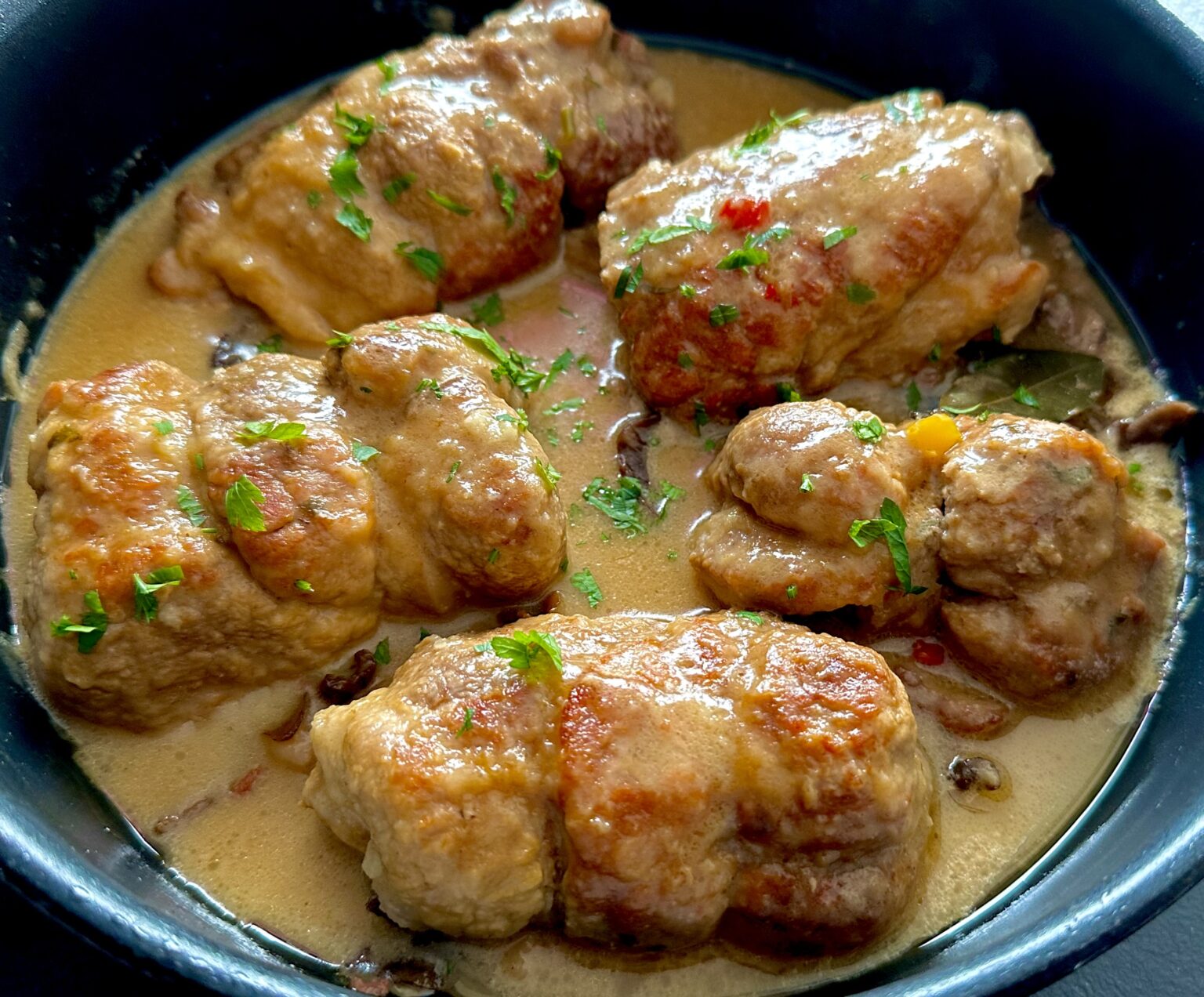 Faszerowane roladki z karkówki