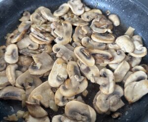 Kurczak maślany w kremowym sosie paprykowym - IMG 6159