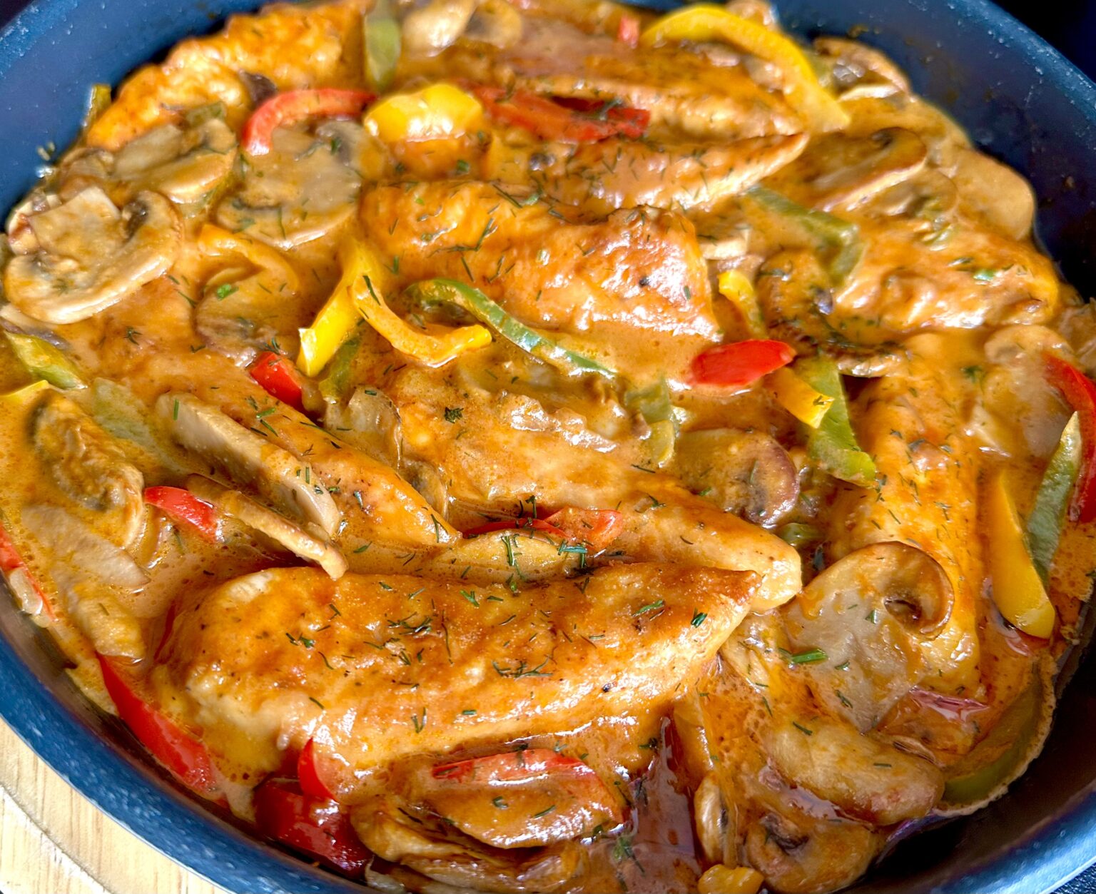 Kurczak maślany w kremowym sosie paprykowym - IMG 6188