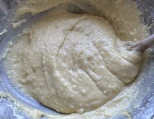 Maślankowiec z mrożonymi owocami - IMG 6459