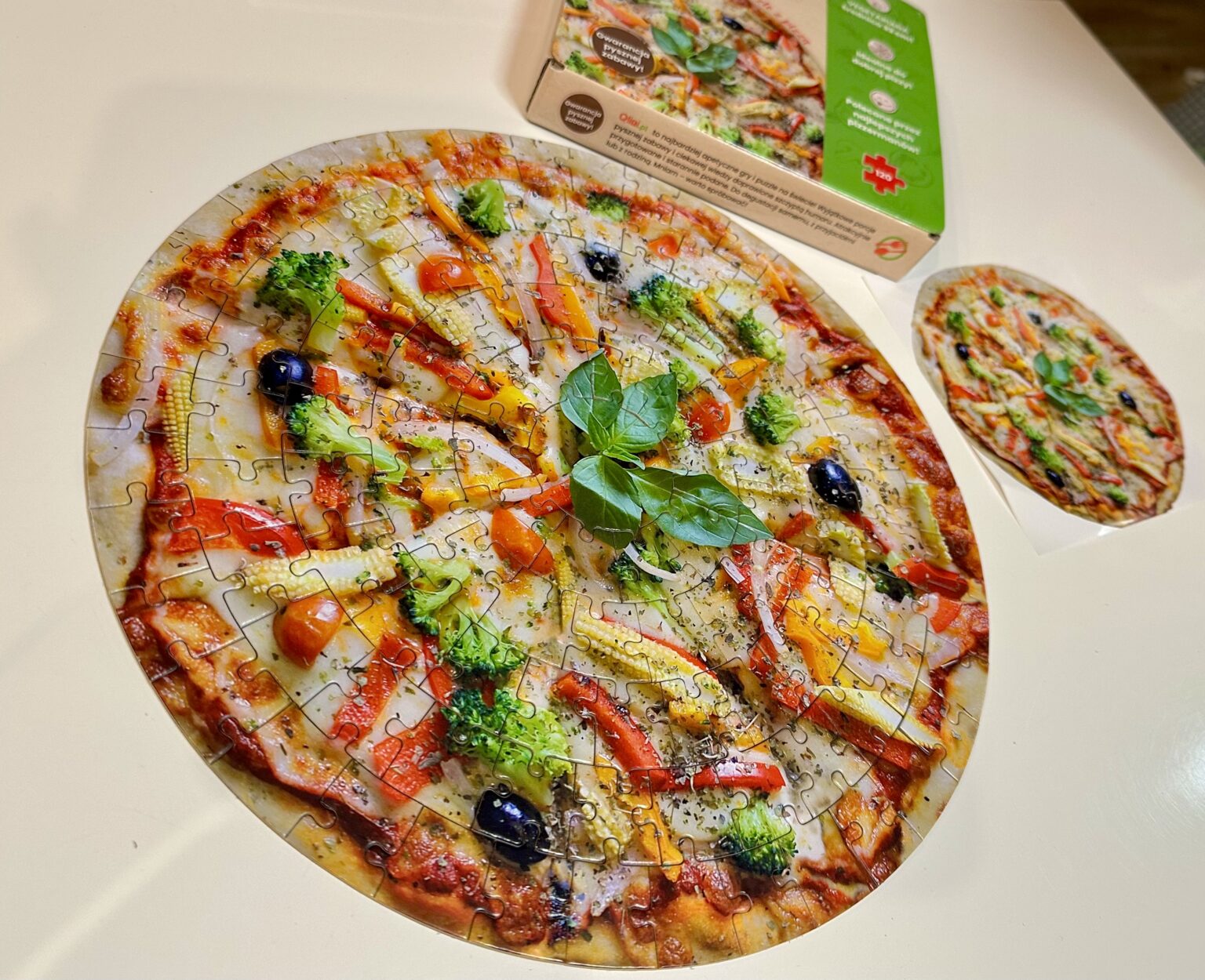 Nasze polecajki - Puzzle w kształcie pizzy oraz multigra "KARIERA PIZZERA" - IMG 7487