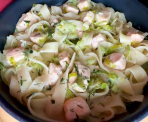 Tagliatelle z łososiem w sosie śmietankowo-cytrynowym - IMG 8189