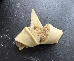 Ciasto na rogale z nadzieniem z maku