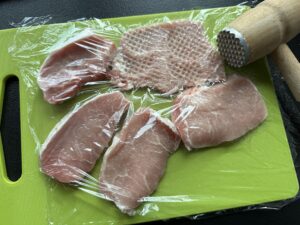 Smażony makaron po chińsku z wieprzowiną i warzywami - IMG 1073