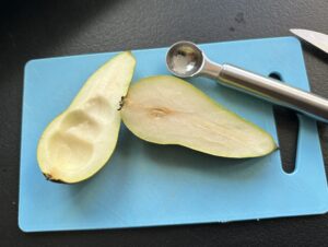 Gruszki zapiekane z serem pleśniowym i żurawiną - IMG 3672