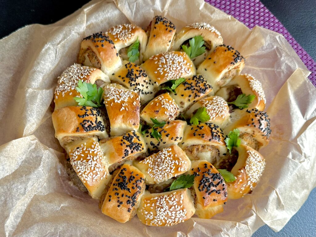 Paszteciki pół na pół ( z farszem mięsnym i grzybowym)