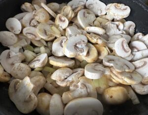 Kurczak w szklistym sosie pieczarkowym - IMG 2252