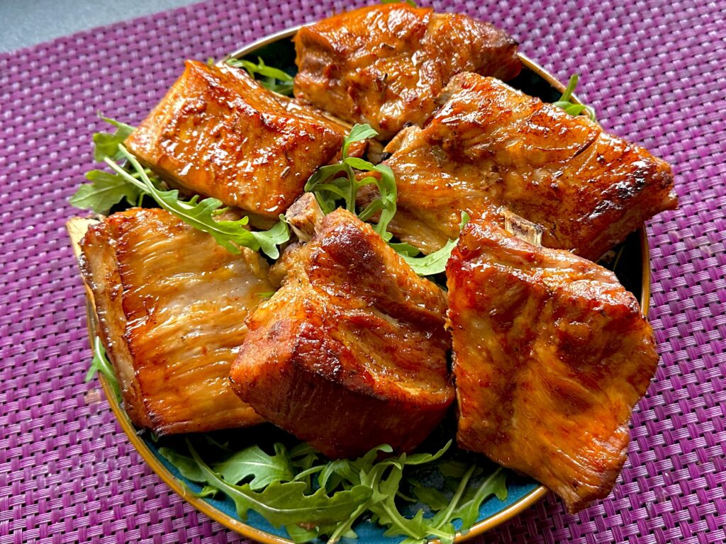 Żeberka zapiekane w ketchupie