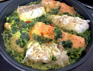 rybka ze szpinakiem w sosie curry