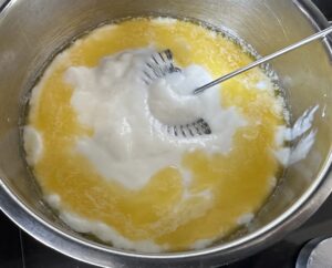 Taratuszki - puszyste faworki na kefirze - IMG 4944