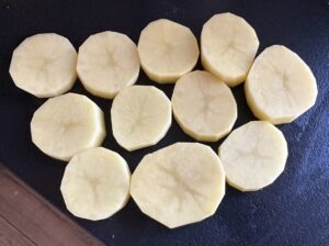 Pałki pieczone na ziemniakach - IMG 5490