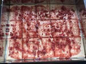 Ciasto malinowo-grysikowe bez pieczenia - IMG 6977