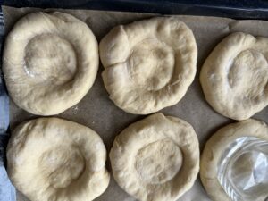 Drożdżówki z rabarbarem i budyniem - IMG 0133