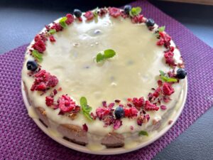 Sernik malinowy z białą czekoladą - IMG 0631