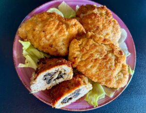 Kieszonki schabowe z pieczarkami i mozzarellą - IMG 2963