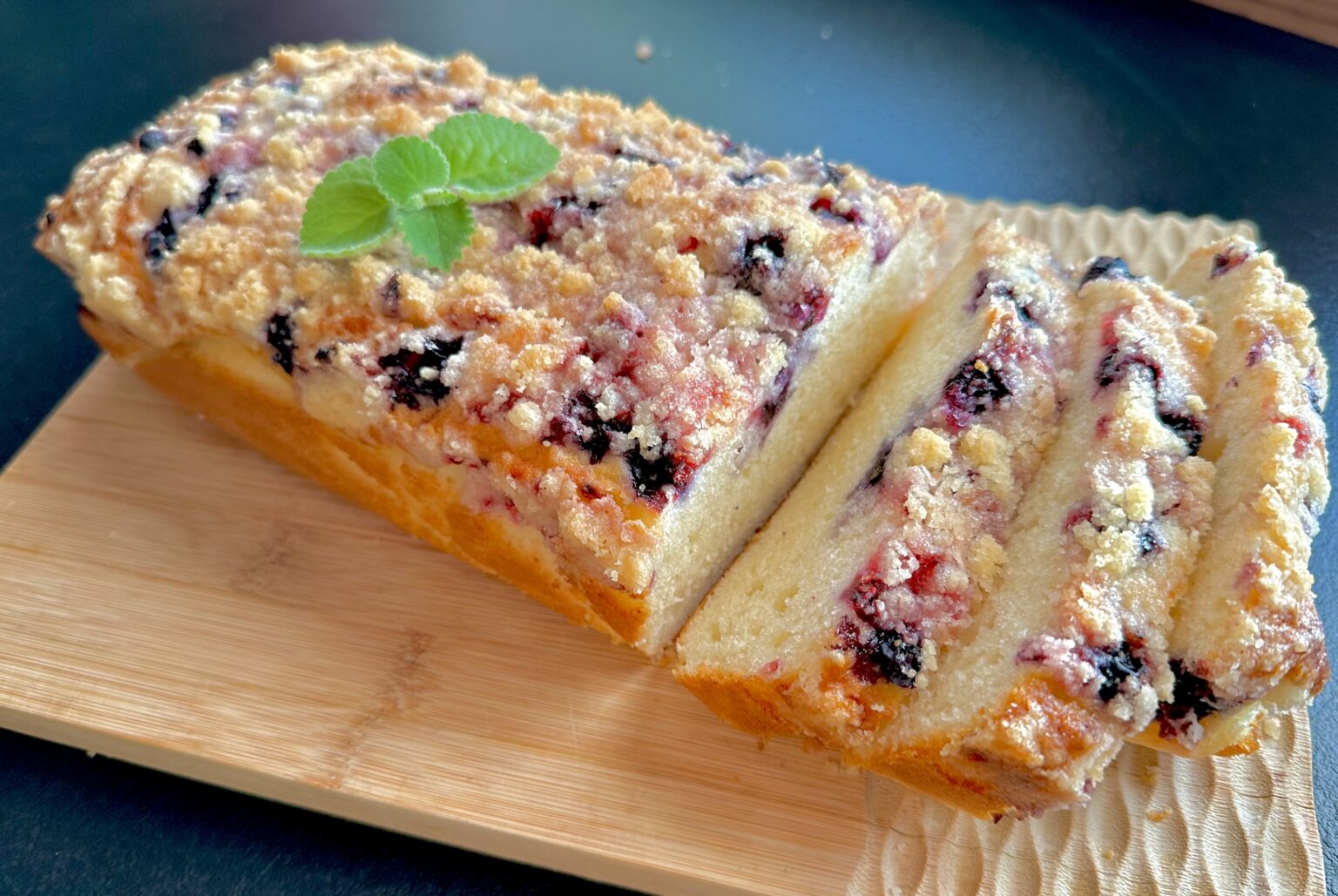 Jogurtowiec z mrożonymi owocami - IMG 3394