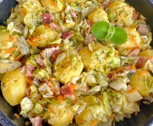 Młode ziemniaczki z boczkiem i kapustą - IMG 3596