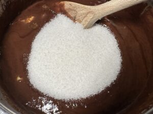 Torcik brownie - koszyczek truskawek - IMG 6348